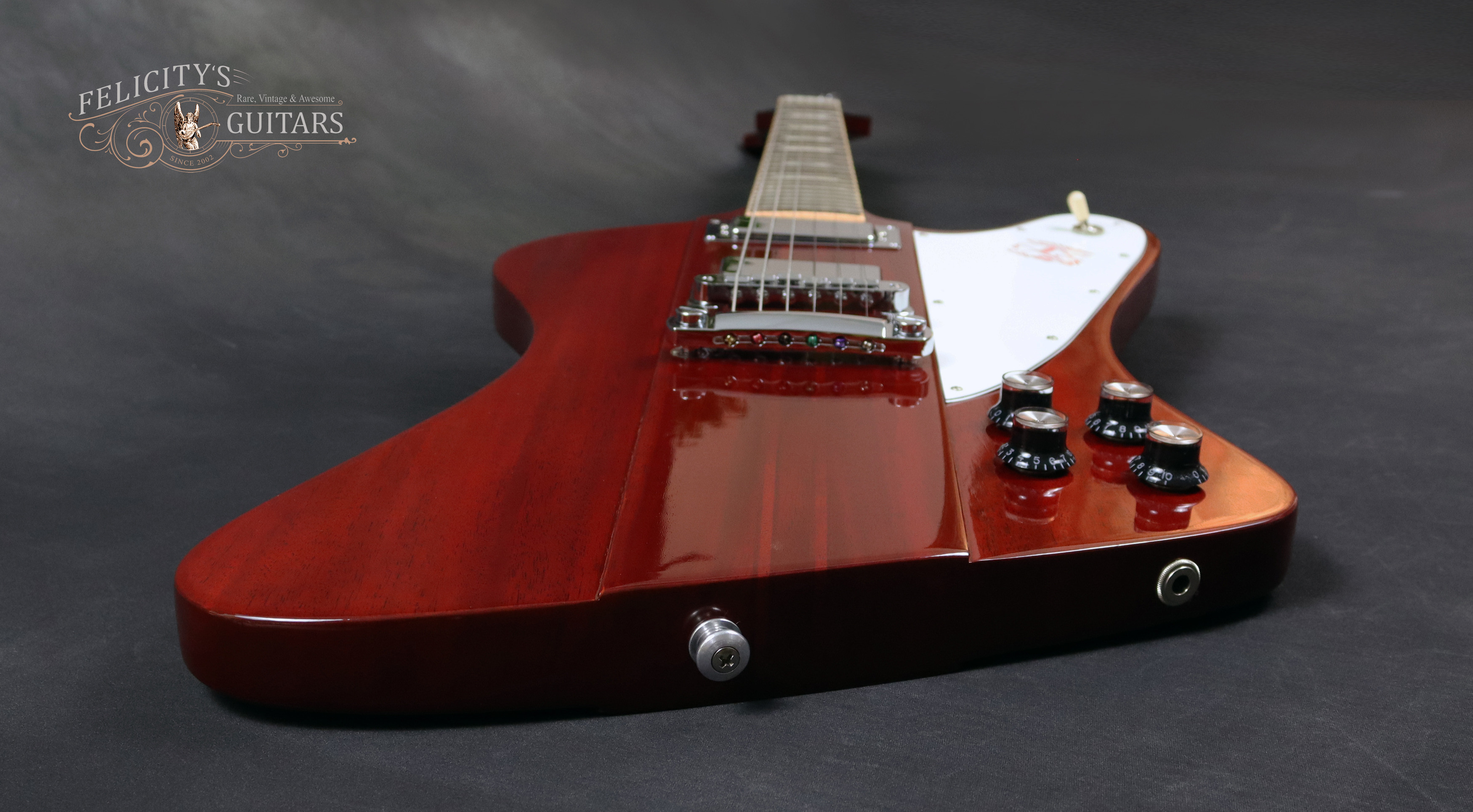 Detail Product - Felicity's-Guitars