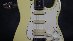 1991-Fender-Strat-Plus-Deluxe-Beck-Vintage-White