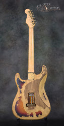 2016 FENDER STEVIE RAY VAUGHAN ‘NO-1’ TRIBUTE STRATOCASTER HEAVY RELIC