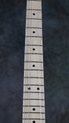 2011-Fender-Stratocaster-Clapton-Black