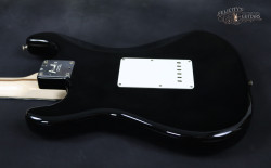 2011-Fender-Stratocaster-Clapton-Black