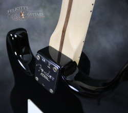 2011-Fender-Stratocaster-Clapton-Black