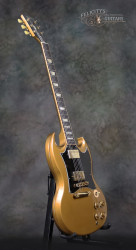 2011-Gibson-SG-Exclusive-Sam-Ash-Bullion-Gold