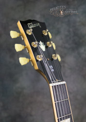 2011-Gibson-SG-Exclusive-Sam-Ash-Bullion-Gold