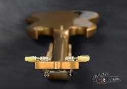 2011-Gibson-SG-Exclusive-Sam-Ash-Bullion-Gold