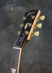 2011-Gibson-SG-Exclusive-Sam-Ash-Bullion-Gold