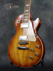 2012-Gibson-Les-Paul-Traditional-Light-Burst
