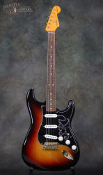 2013-Fender-Strat-SRV-Vaughan-Sunburst