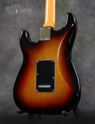 2013-Fender-Strat-SRV-Vaughan-Sunburst