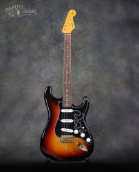 2013-Fender-Strat-SRV-Vaughan-Sunburst