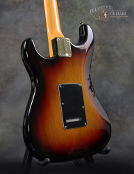 2013-Fender-Strat-SRV-Vaughan-Sunburst