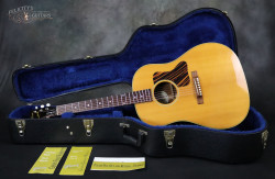 2013-Gibson-Montana-J-35-Reissue-Natural