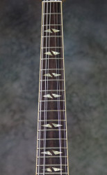2014-Gibson-Memphis-DG-335-Grohl-Gold-Metallic