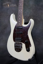 Brand-New-Unplayed-2015-Fender-Sergio-Vallín-Olympic-White