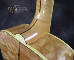 2015-Gibson-Montana-J-200-M-Trophy-Natural