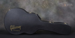 2015-Gibson-Montana-J-200-M-Trophy-Natural