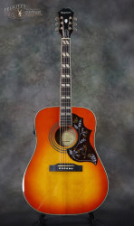 Minty-2015-Epiphone-Hummingbird-Faded-Cherry-Burst