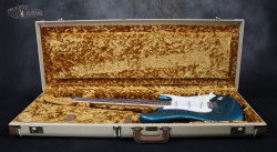 2016-Fender-Stratocaster-Johnson-Lucerne-Aqua