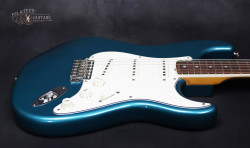 2016-Fender-Stratocaster-Johnson-Lucerne-Aqua