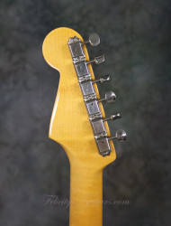 2016-Fender-Stratocaster-Johnson-Lucerne-Aqua