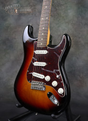 2016-Fender-Stratocaster-Mayer-Sunburst