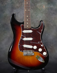2016-Fender-Stratocaster-Mayer-Sunburst