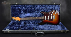 2016-Fender-Stratocaster-Mayer-Sunburst