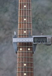 2016-Fender-Stratocaster-Mayer-Sunburst