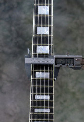 2017-Gibson-Custom-Firebird-V-Custom-Ebony