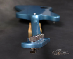 2017-Gibson-Firebird-V-Traditional-Pelham-Blue