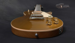 2017-Gibson-Les-Paul-Classic-Goldtop