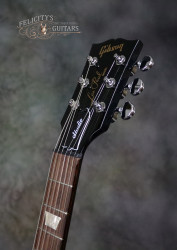 2017-Gibson-Les-Paul-Studio-T-Black-Cherry-Burst